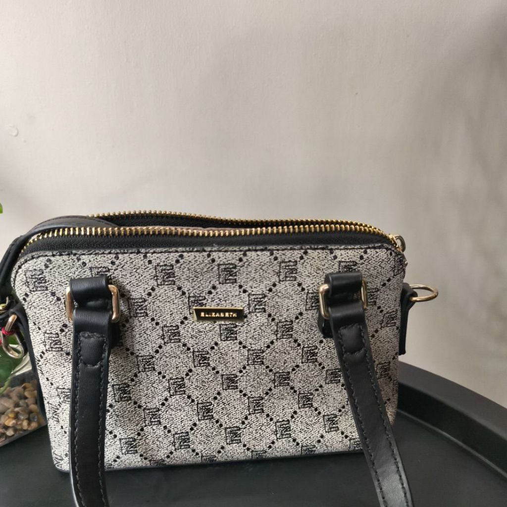 PL Elizabeth Tas Slempang
