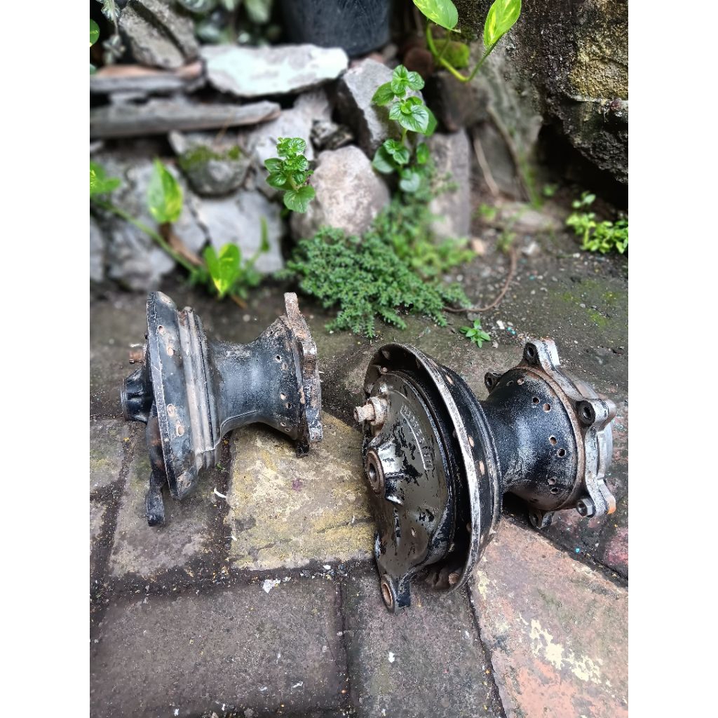 tromol belakang mekrok magnesium Honda CR 250 sudah pnp