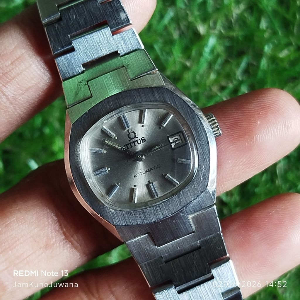 Jam tangan wanita vintage TITUS Automatic ref 3637 "Royal Oak Homage" 1970an
