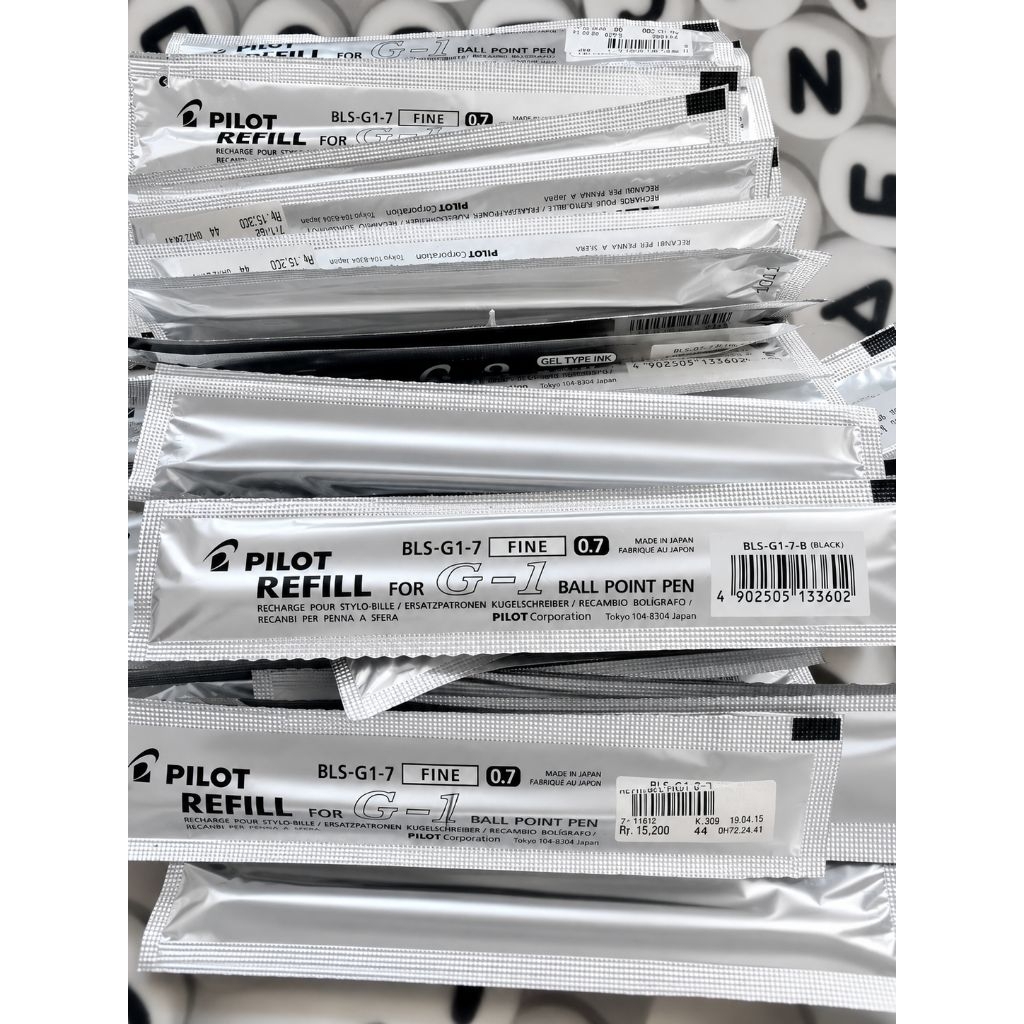 Refill Pen Pilot G-1 BLS-G1-7 0.7 Black & Blue