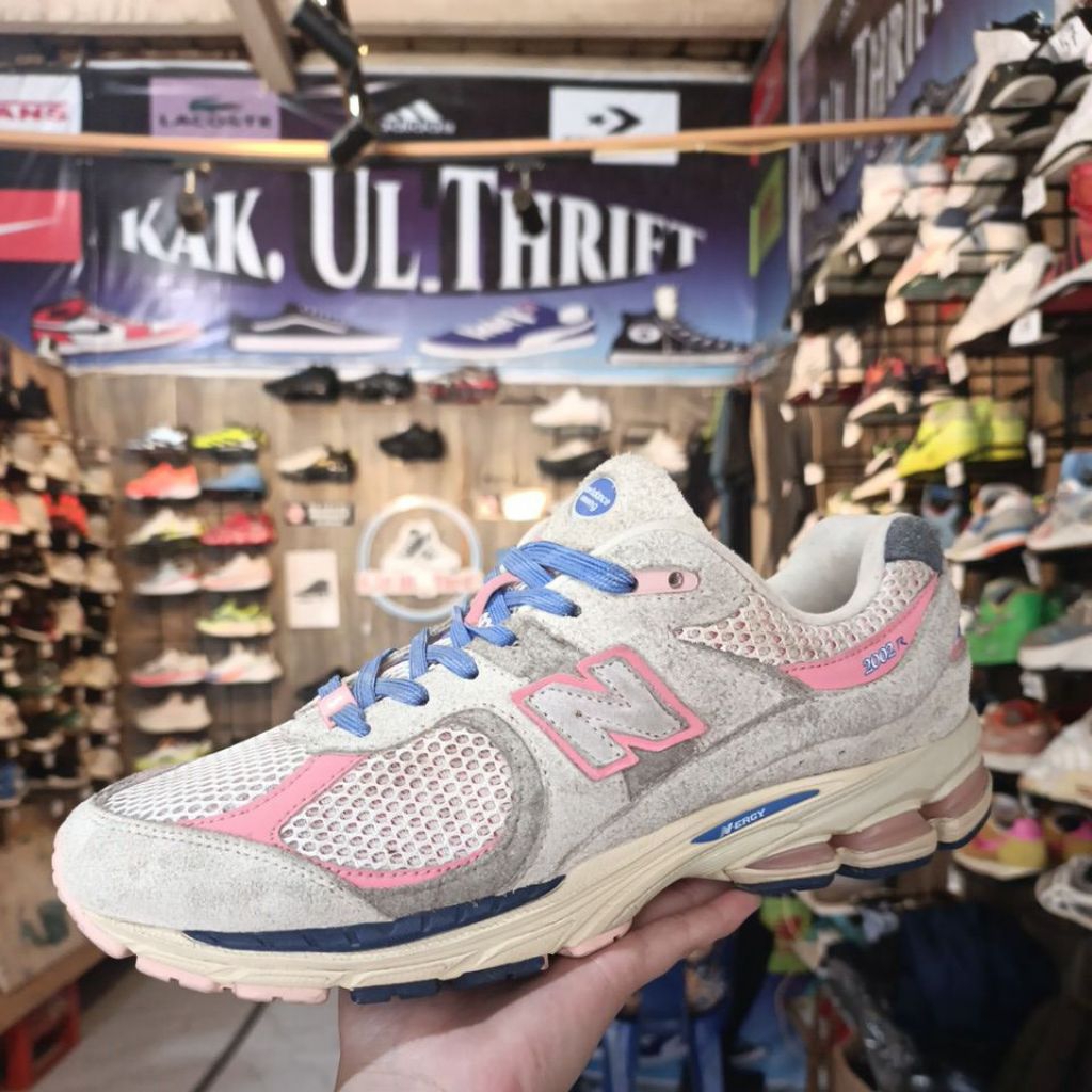 nb 2002 R