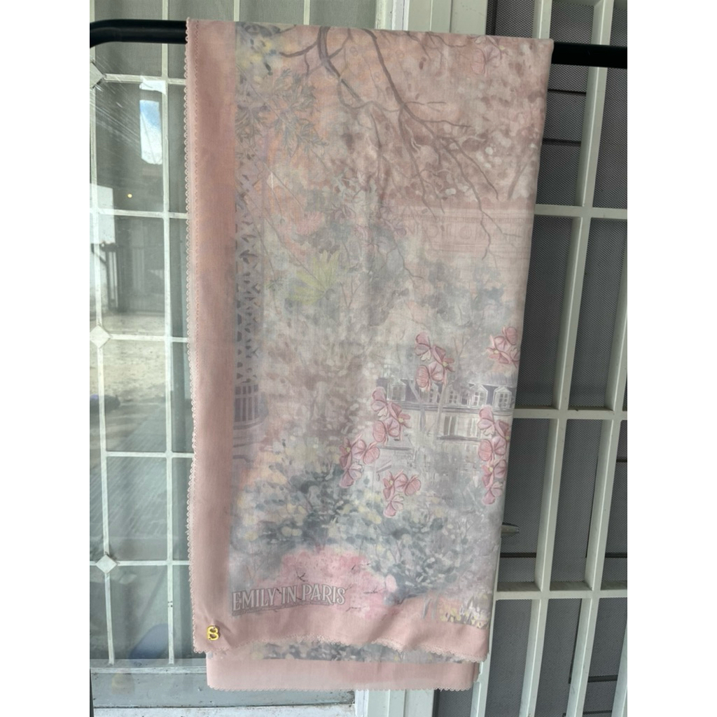 Preloved Buttonscarves Syari