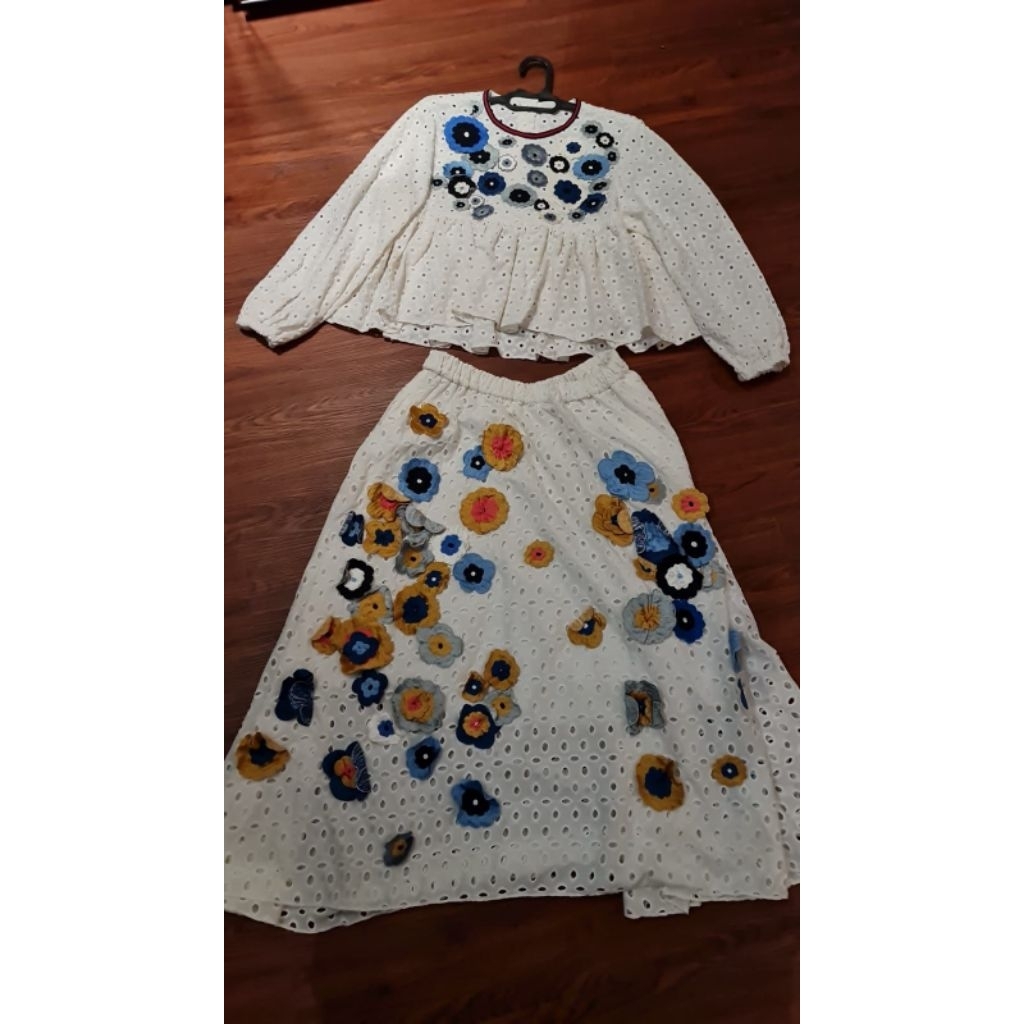 biyan set atasan dan rok preloved like new