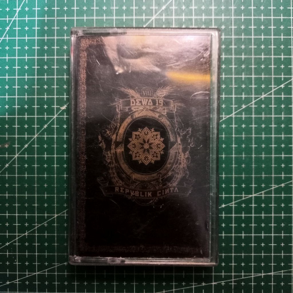 Kaset Dewa 19 - Republik Cinta
