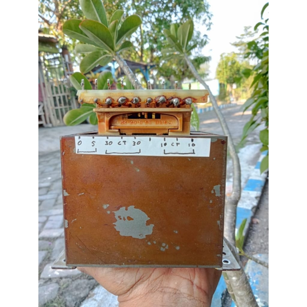 Travo Bando 5 Amper Besar CT 30/Travo 5 Amper