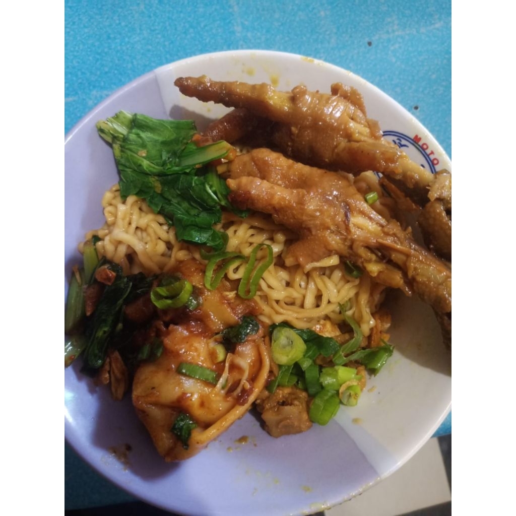 Mie Ayam Yamin Komplit