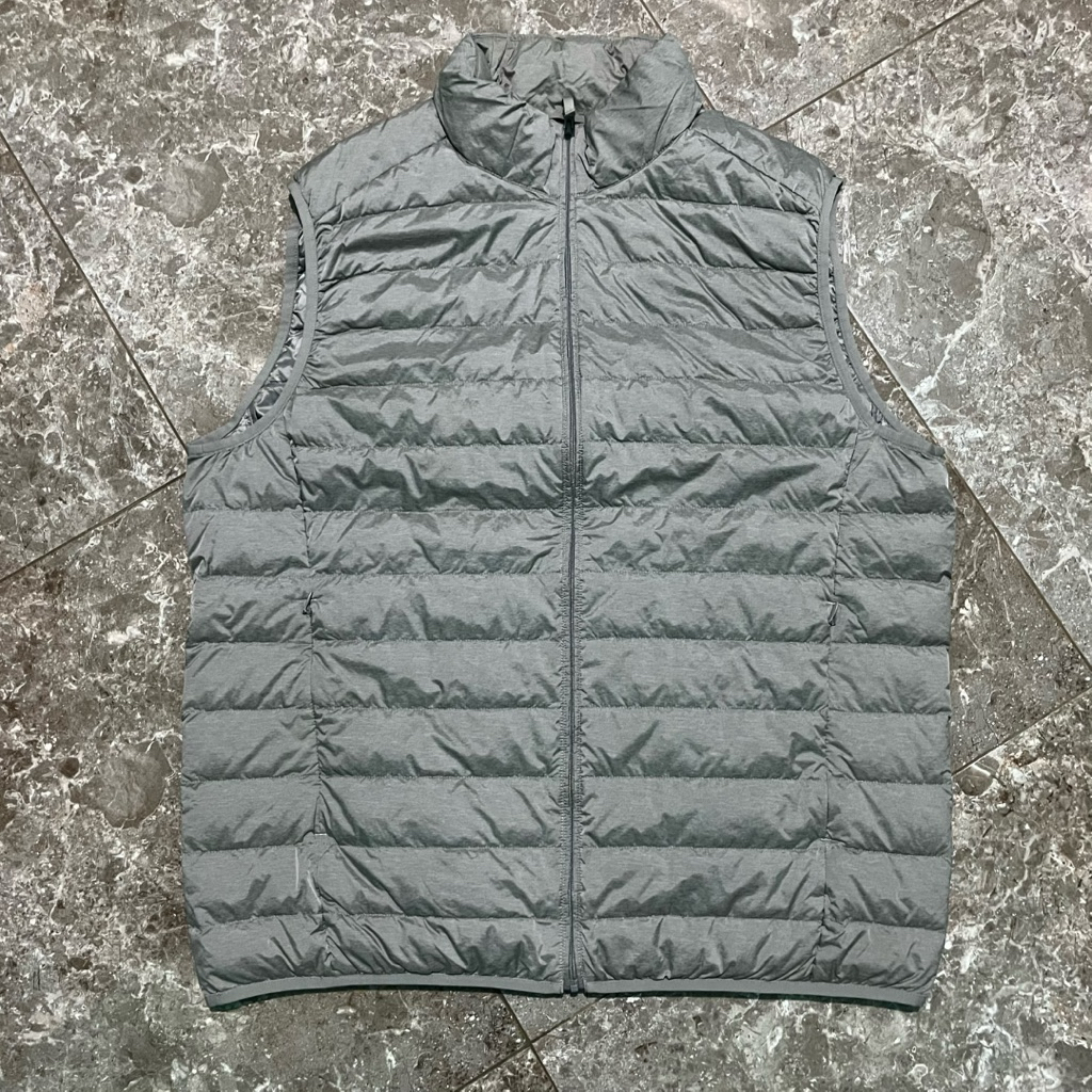 ROMPI BULU ANGSA ULTRALIGT UNIQLO
