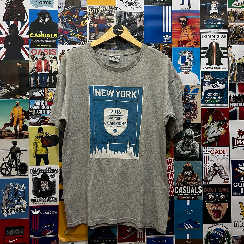 T Shirt / Kaos Oblong / Lengan Pendek / Vintage / Second / YONEX