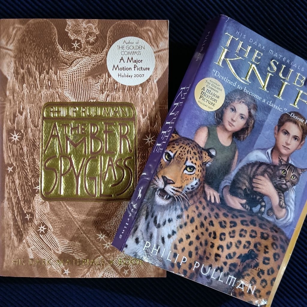 Buku Original Edisi Inggris • The Amber Of Spyglass & The Subtle Of Knife / PHILIP PULLMAN