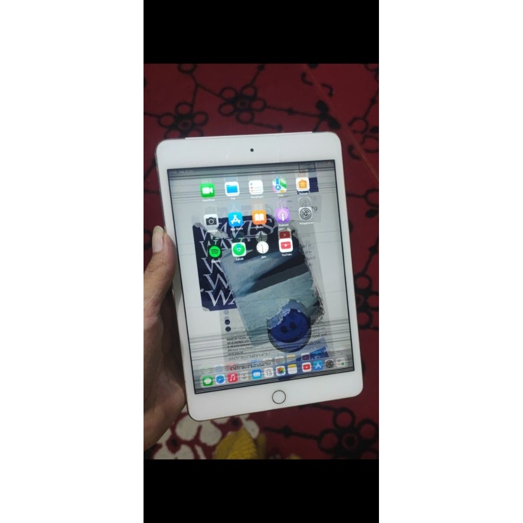 ipad mini 4 minus LCD