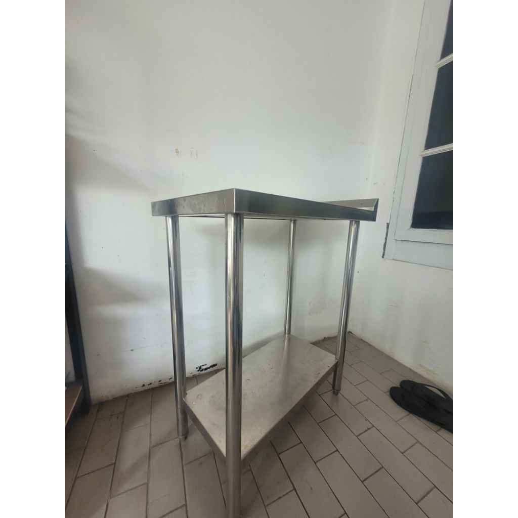 working table stainless.