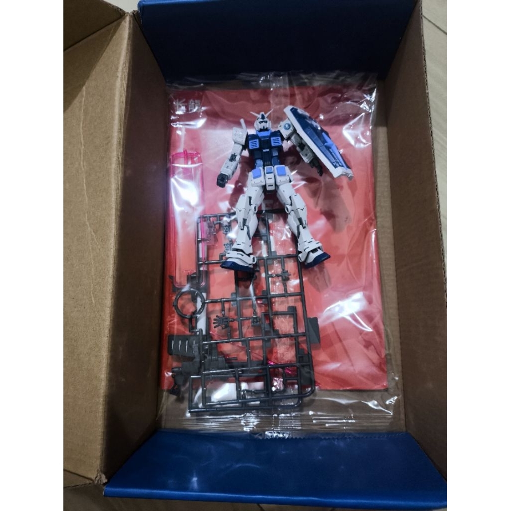 Changlong 5501 RG 1/144 RX-78 2 ver 2 Gundam base color
