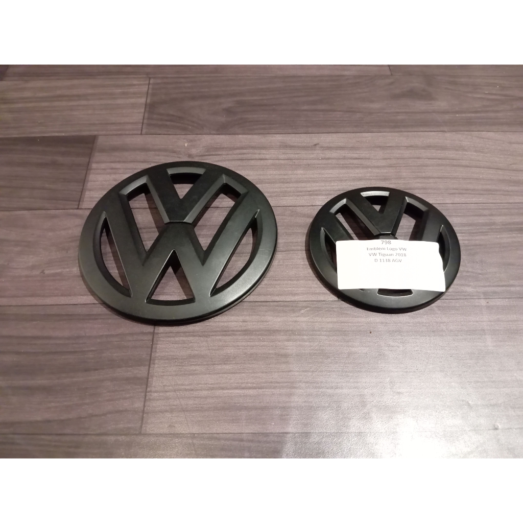 798 TD Emblem logo VW hitam Ex VW Tiguan 2pcs