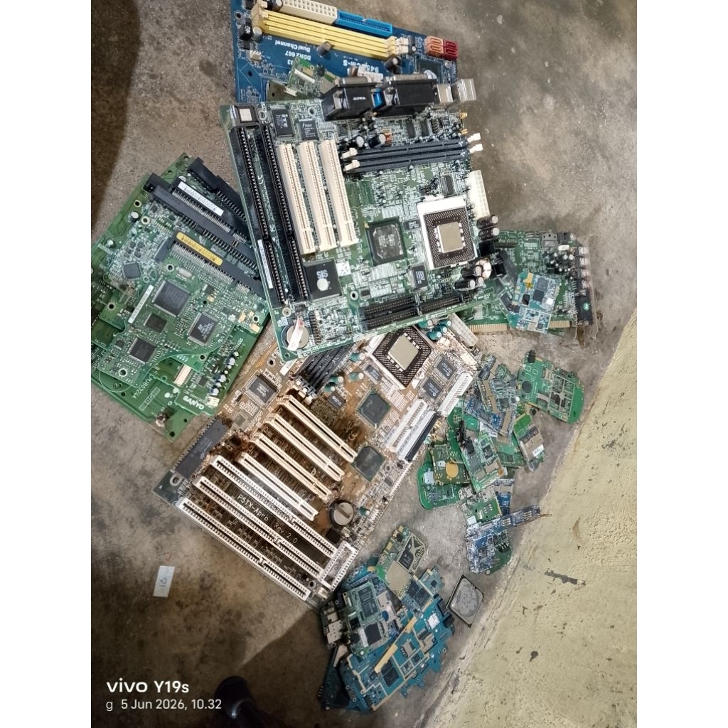 pcb hp rusak