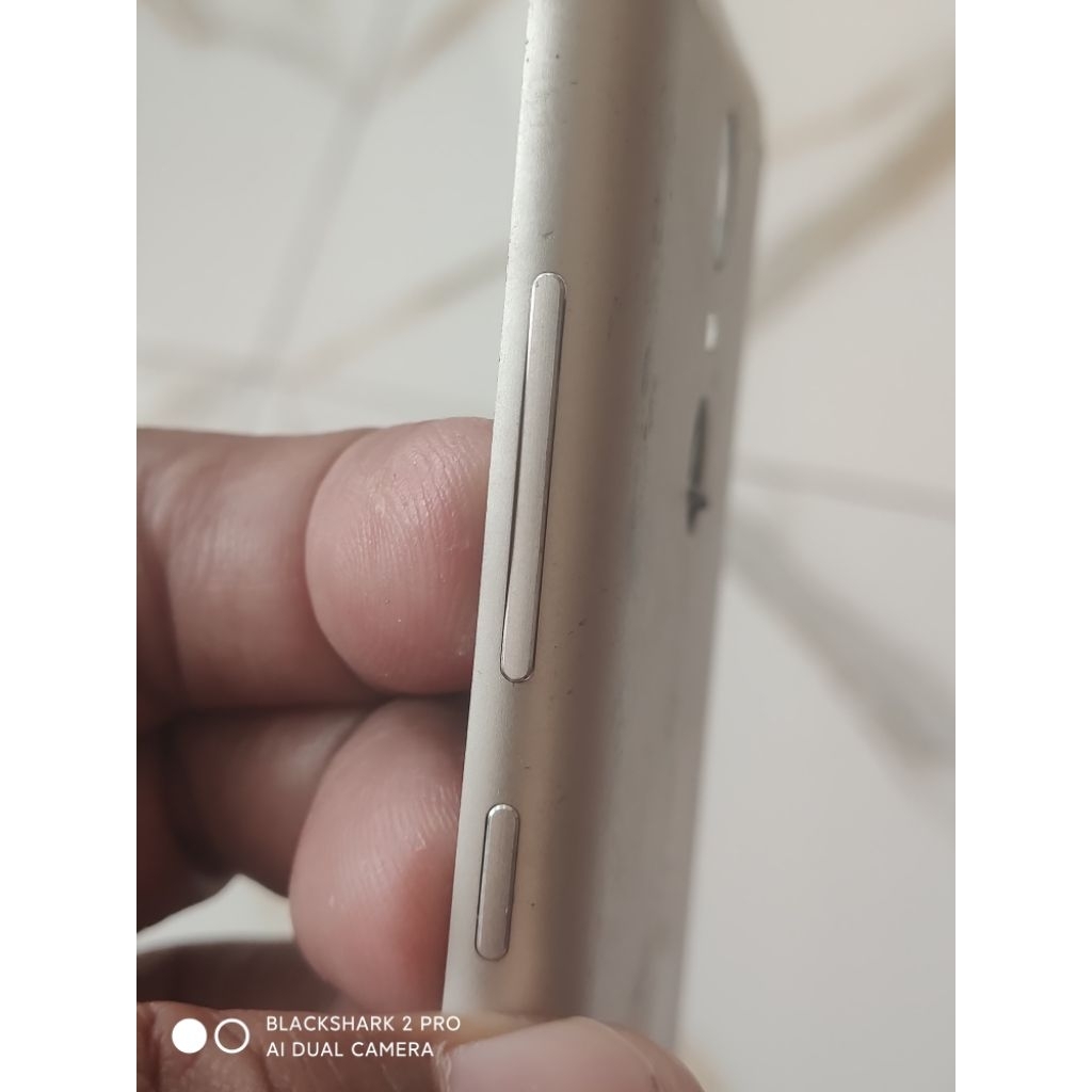 BACKDOOR CASING BELAKANG REDMI NOTE 3 PRO KENZO GOLD ADA TOMBOL GAMPANG LEPAS BEKAS COPOTAN