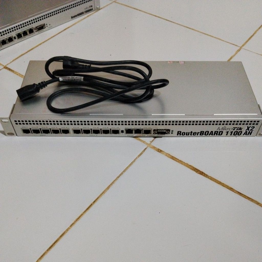 Mikrotik RB1100ahx2