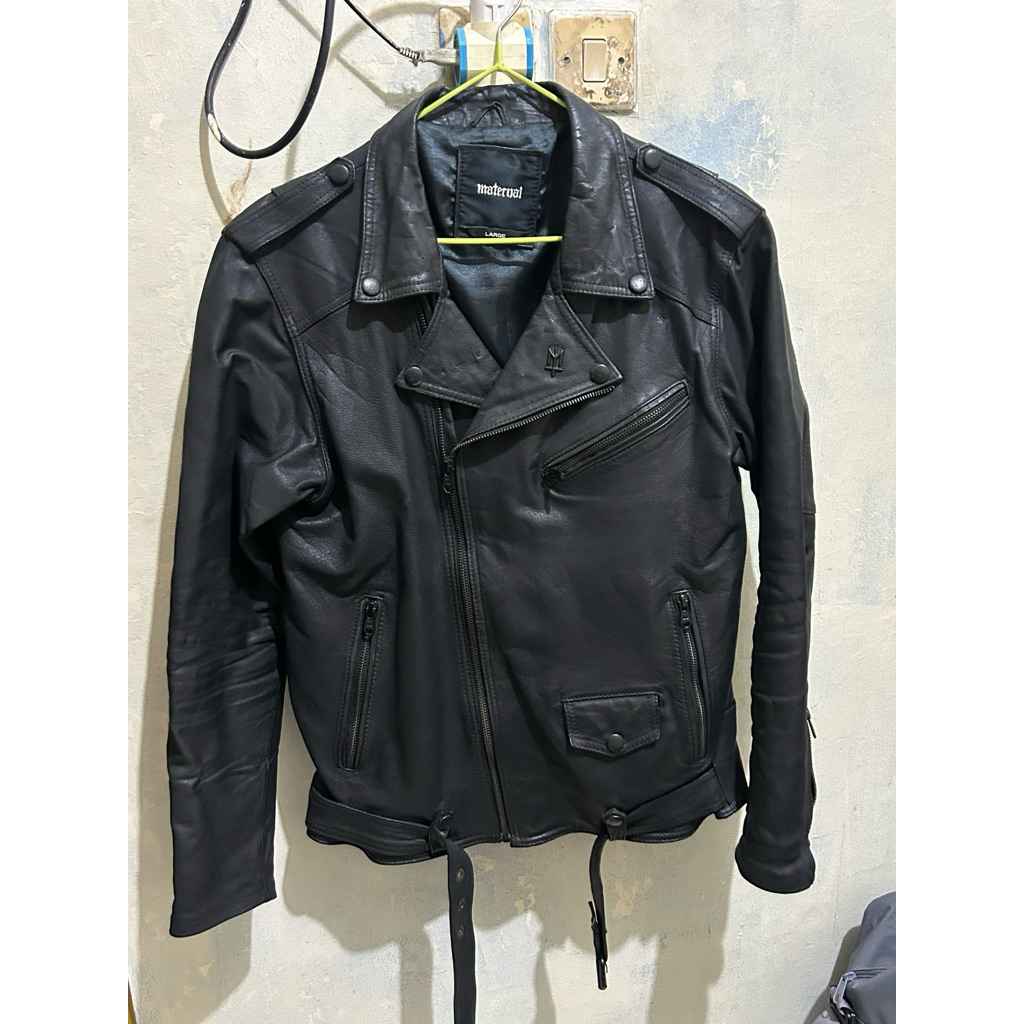 jacket leather maternal