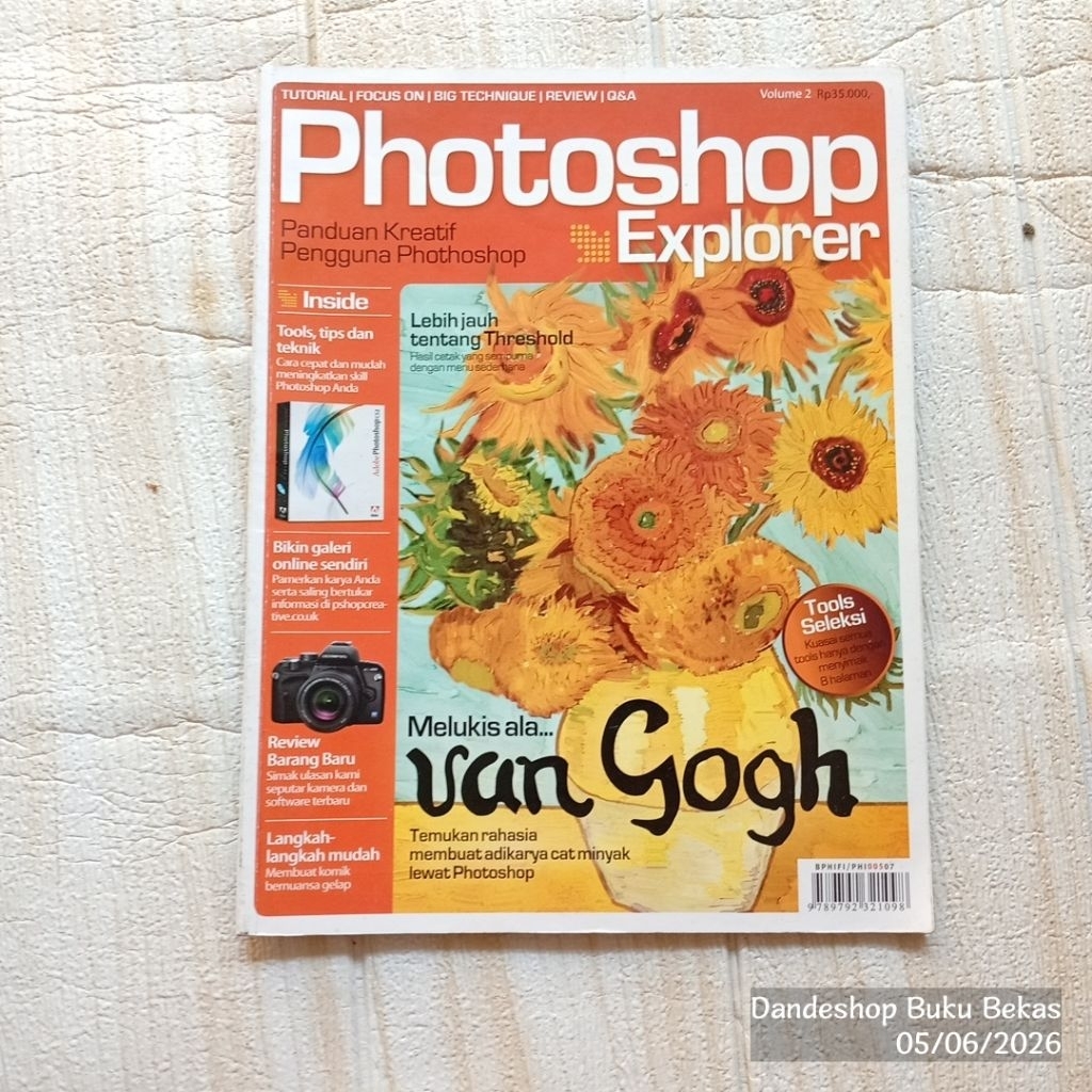 PHOTOSHOP EXPLORER ~ Panduan Kreatif Pengguna - majalah Bekas