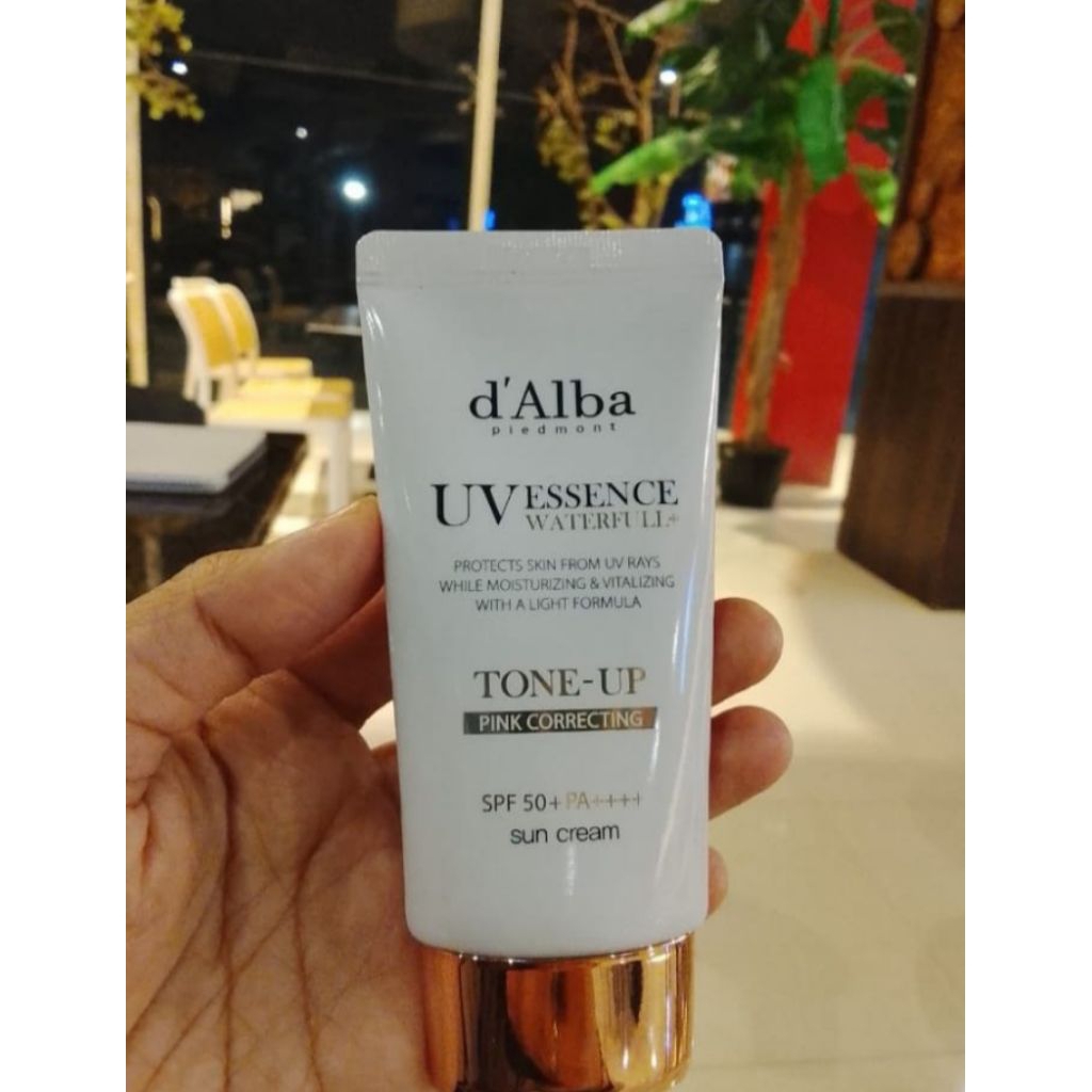 d Alba UV sunscreen - preloved