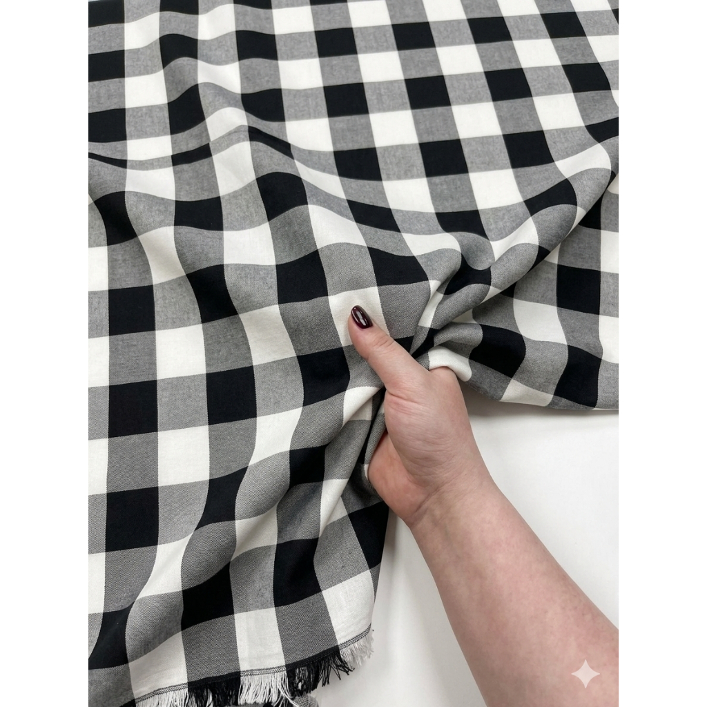 Kain Poleng Bali motif kotak catur ukuran lebar kain 150cm/ kain kotak hitam putih