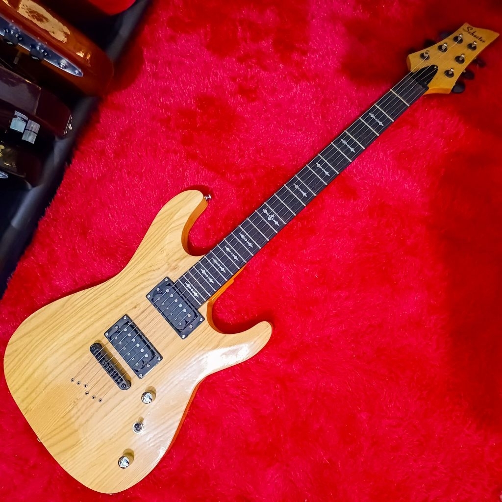 Gitar Elektrik Schecter Diamond Series