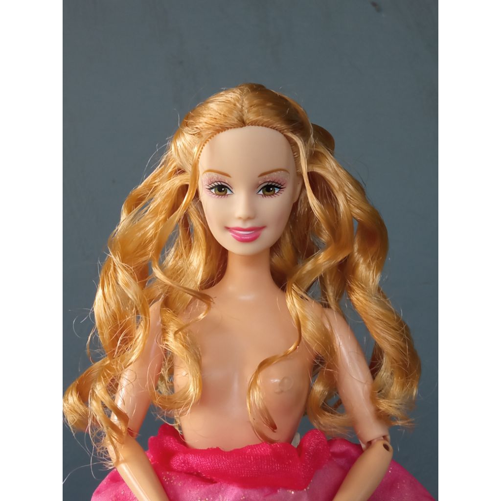 Barbie Mattel Genevie Movie 12 Dancing Princess preloved / bekas mainan berbi