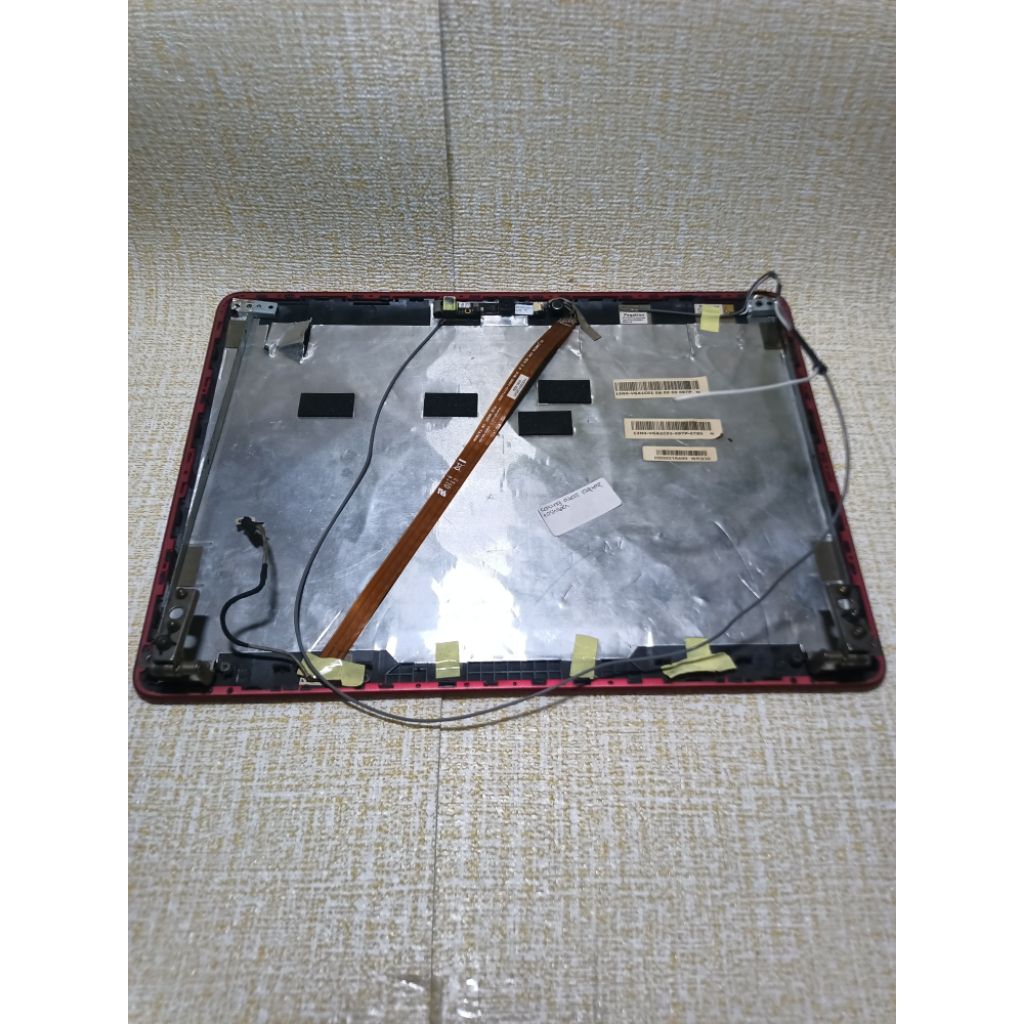 CASING BAGIAN LAYAR LAPTOP TOSHIBA M900 COPOTAN