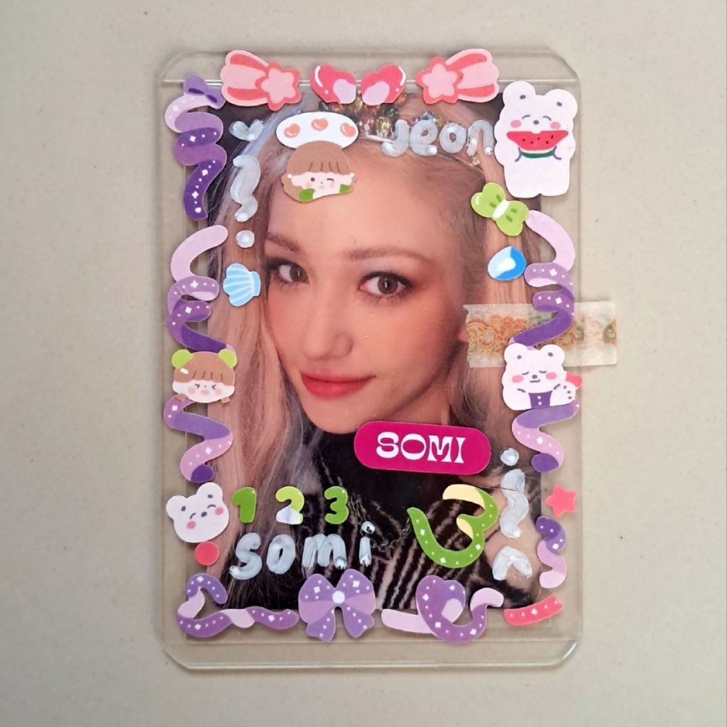 PC JEON SOMI XOXO X VER. SPECIAL CARD
