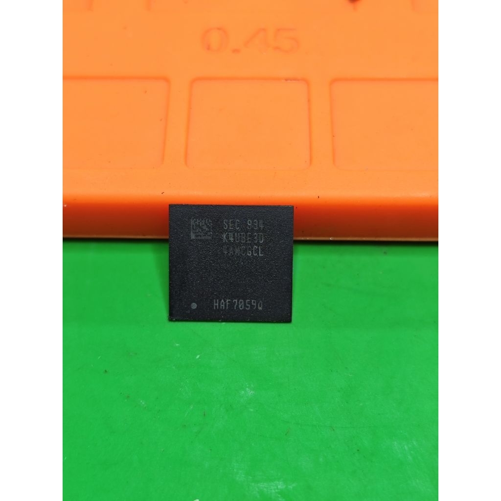 ic RAM K4UBE3D SAMSUNG 4 GB SECOND COPOTAN