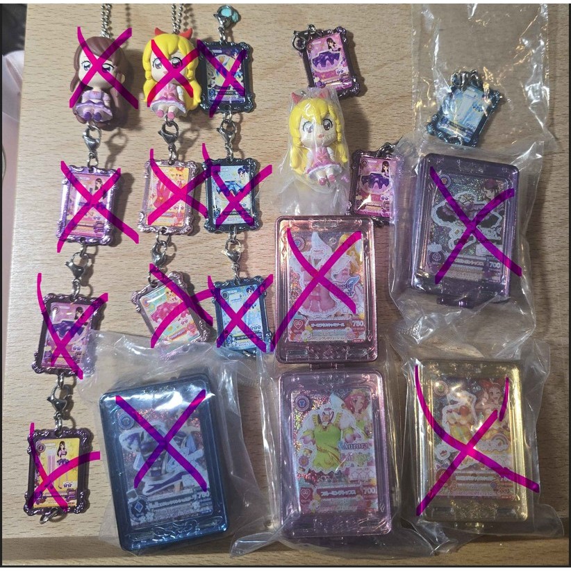 [NEW UNUSED] Aikatsu Gachapon / Dress Up Charm & Compact Mirror