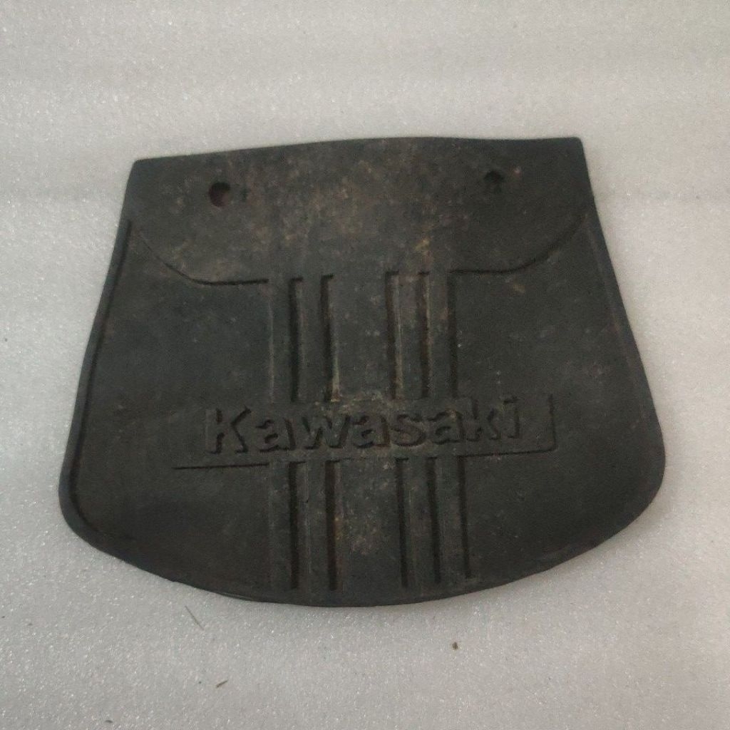 Kepet Spakbor Depan Kawasaki Binter Merzy Mercy