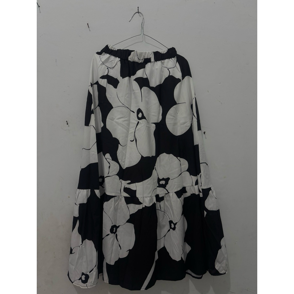 rok katun motif bunga besar