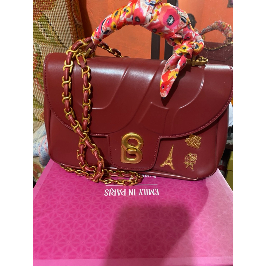 tas button scarves