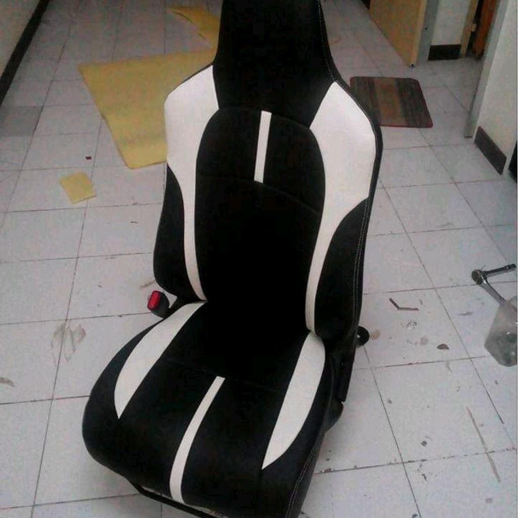 sarung jok Brio RS