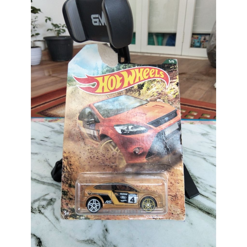 Hot Wheels 09 Ford Focus RS Diecast