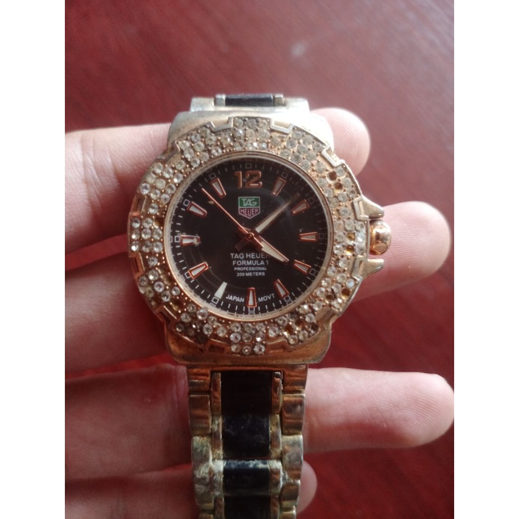 Jam tangan Vintage Tag Heuer