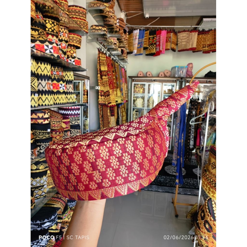 Peci kopiah songkok adat lampung pesisir palembang sumatra songket tungkus tukkus sulam tenun asli
