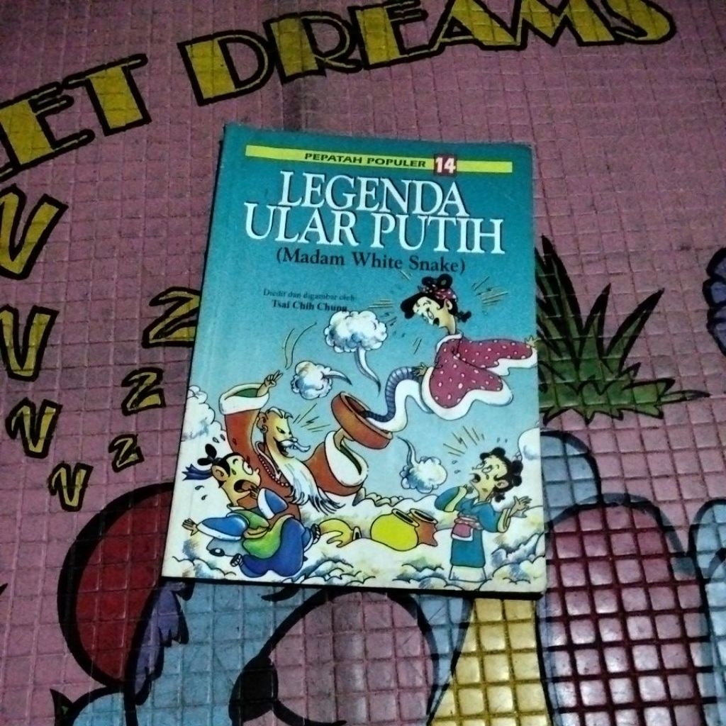 LEGENDA ULAR PUTIH
