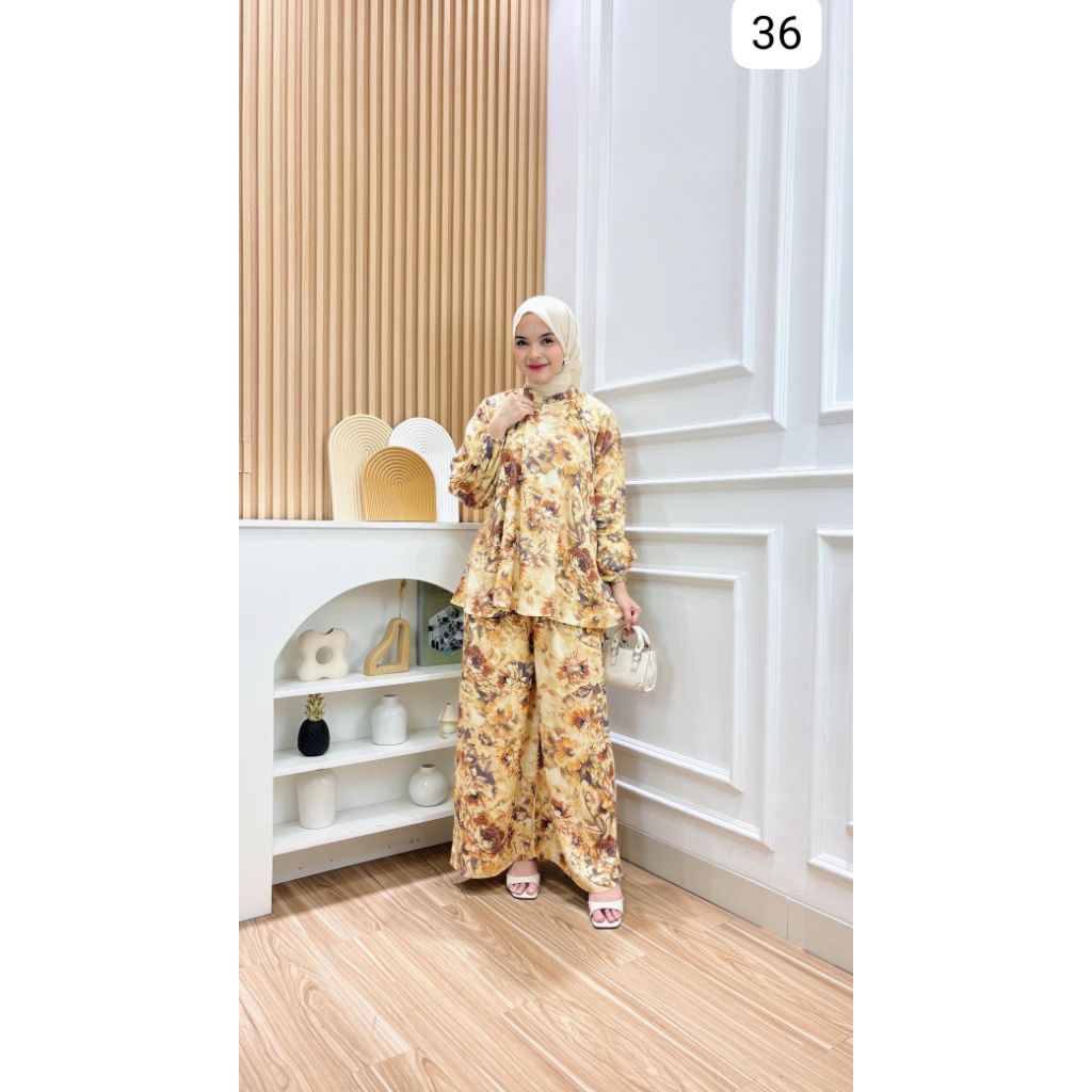 LAURA SET BY KANAYA/ONESET STELAN JUMBO BY KANAYA