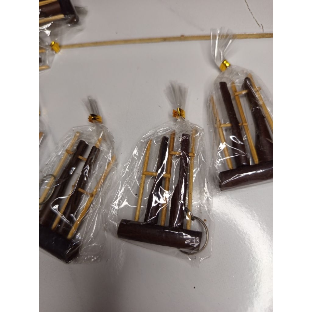 Gantungan kunci miniatur angklung bambu harga satuan