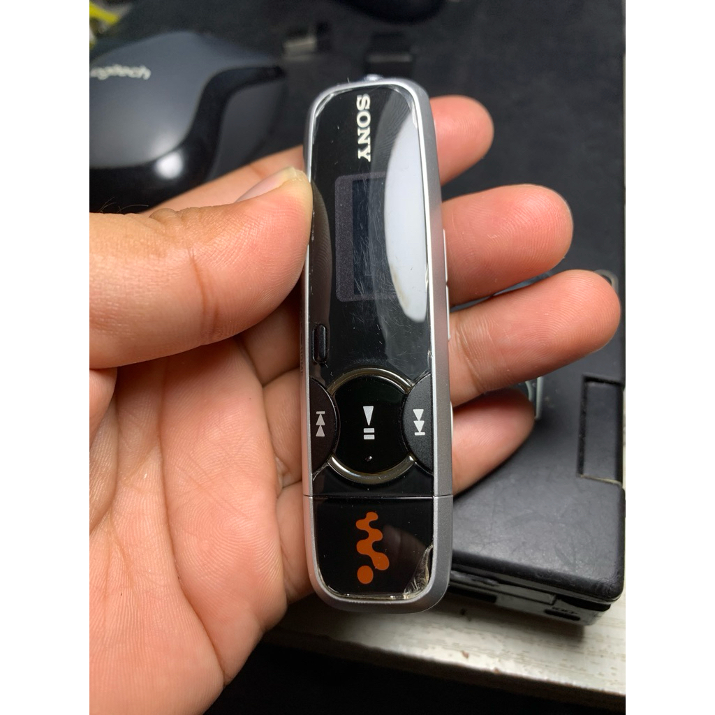 Sony Walkman NWZ-B135f