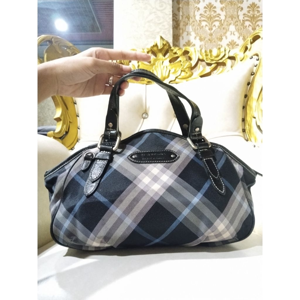 Tas BURBERRY bekas pemakaian, second seken preloved