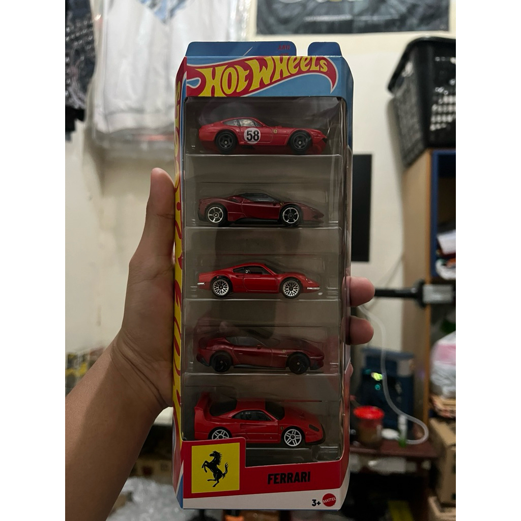 Hotwheels Ferrari loose
