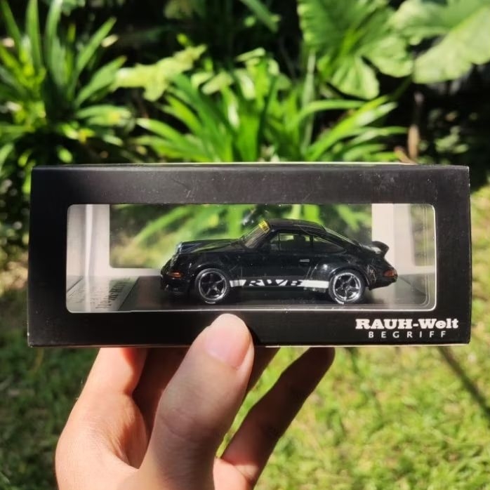 Modelcollect Porsche RWB Ducktail black Miniscale