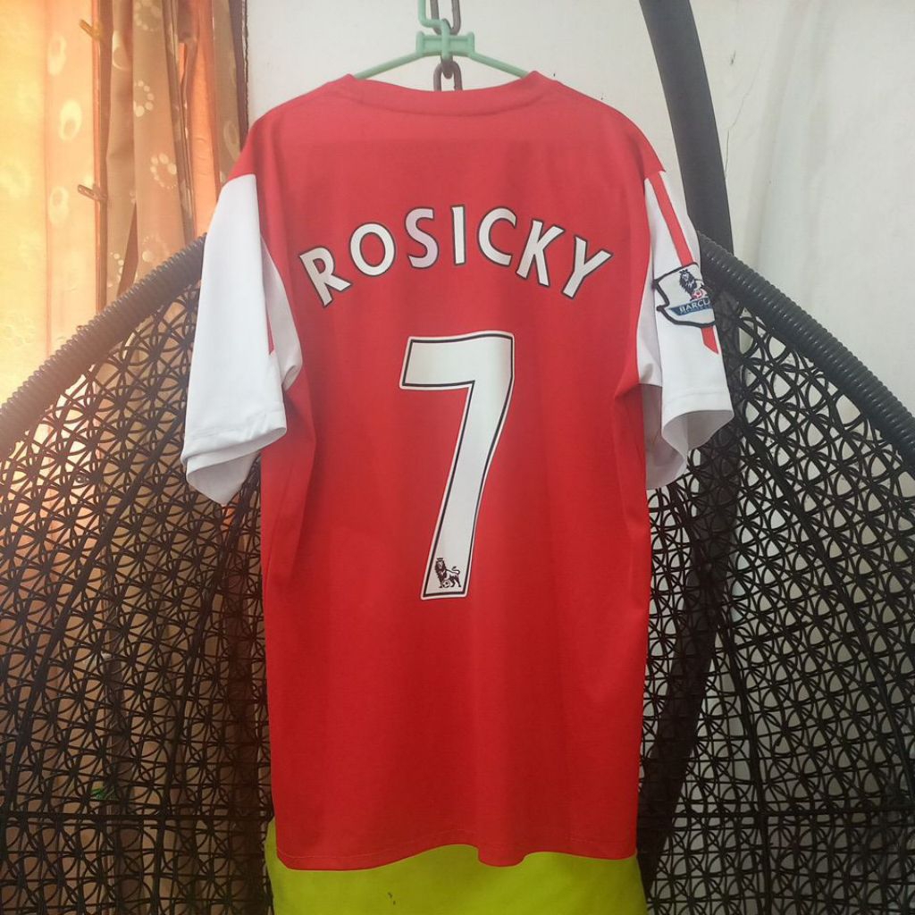 Arsenal Home 2011
