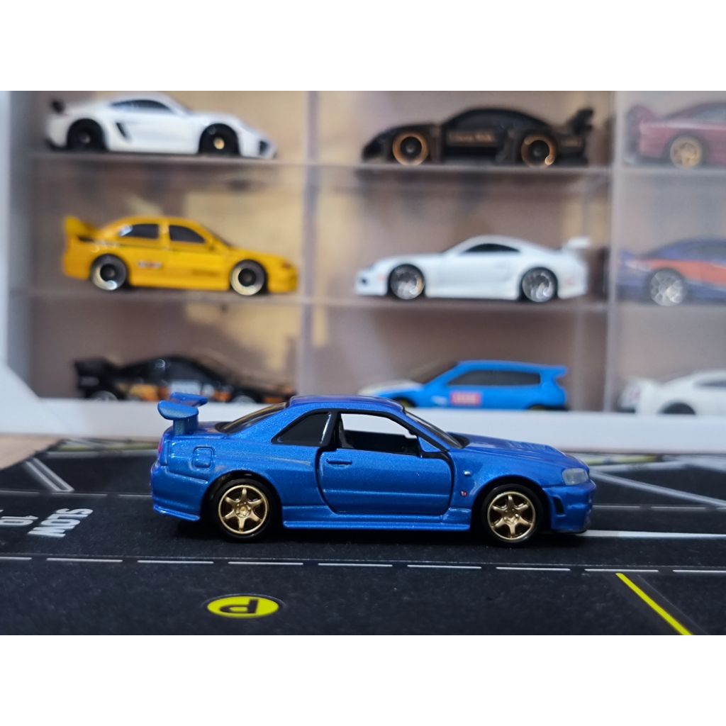Tomica - loose skyline r34