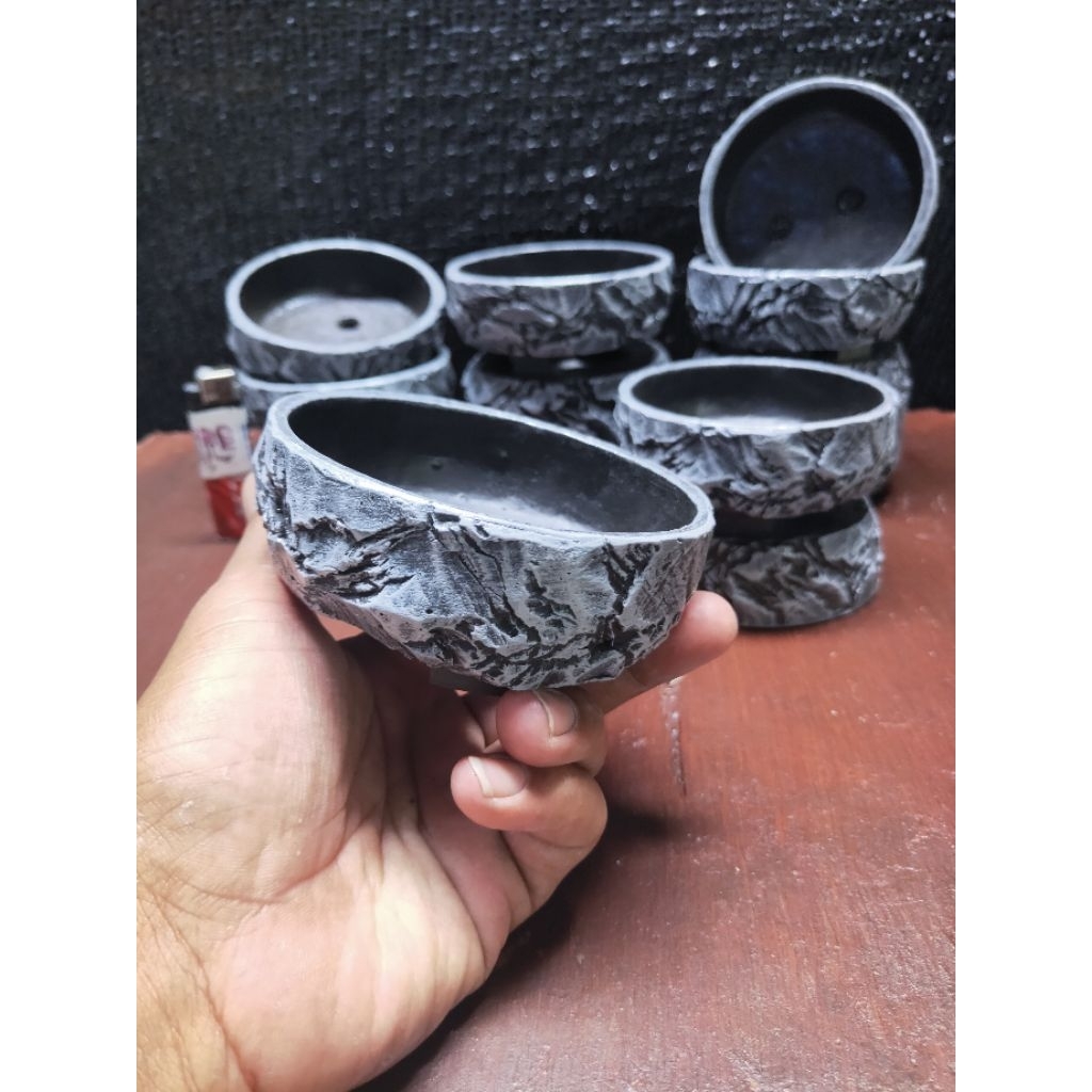 Pot Bonsai motif Batu /relief batu