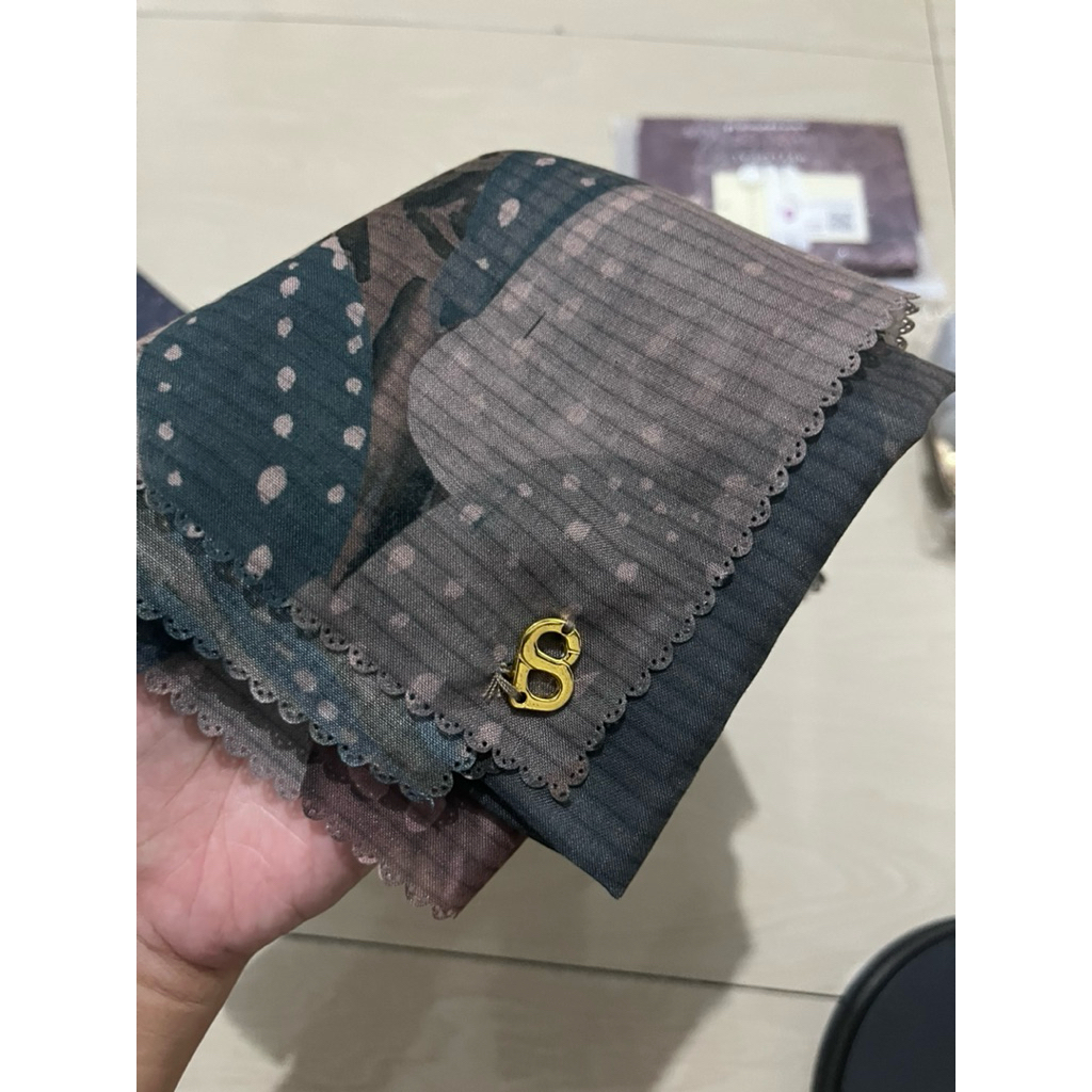 PL Buttonscarves OPUNTIA MOSS, PL BS Hijab Segiempat wanita Hijab Buttonscarves RARE