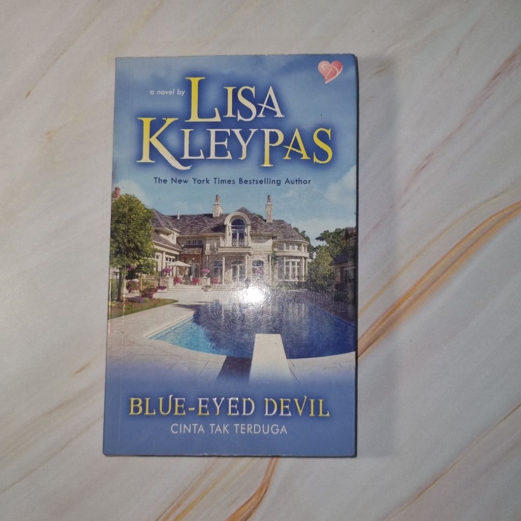 Lisa Kleypas - Blue-Eyed Devil - The Travis Family Series - Preloved