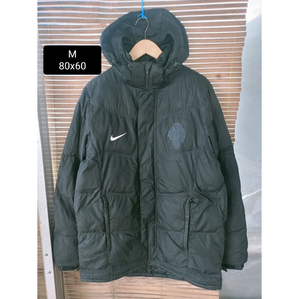 jaket puffer NIKE